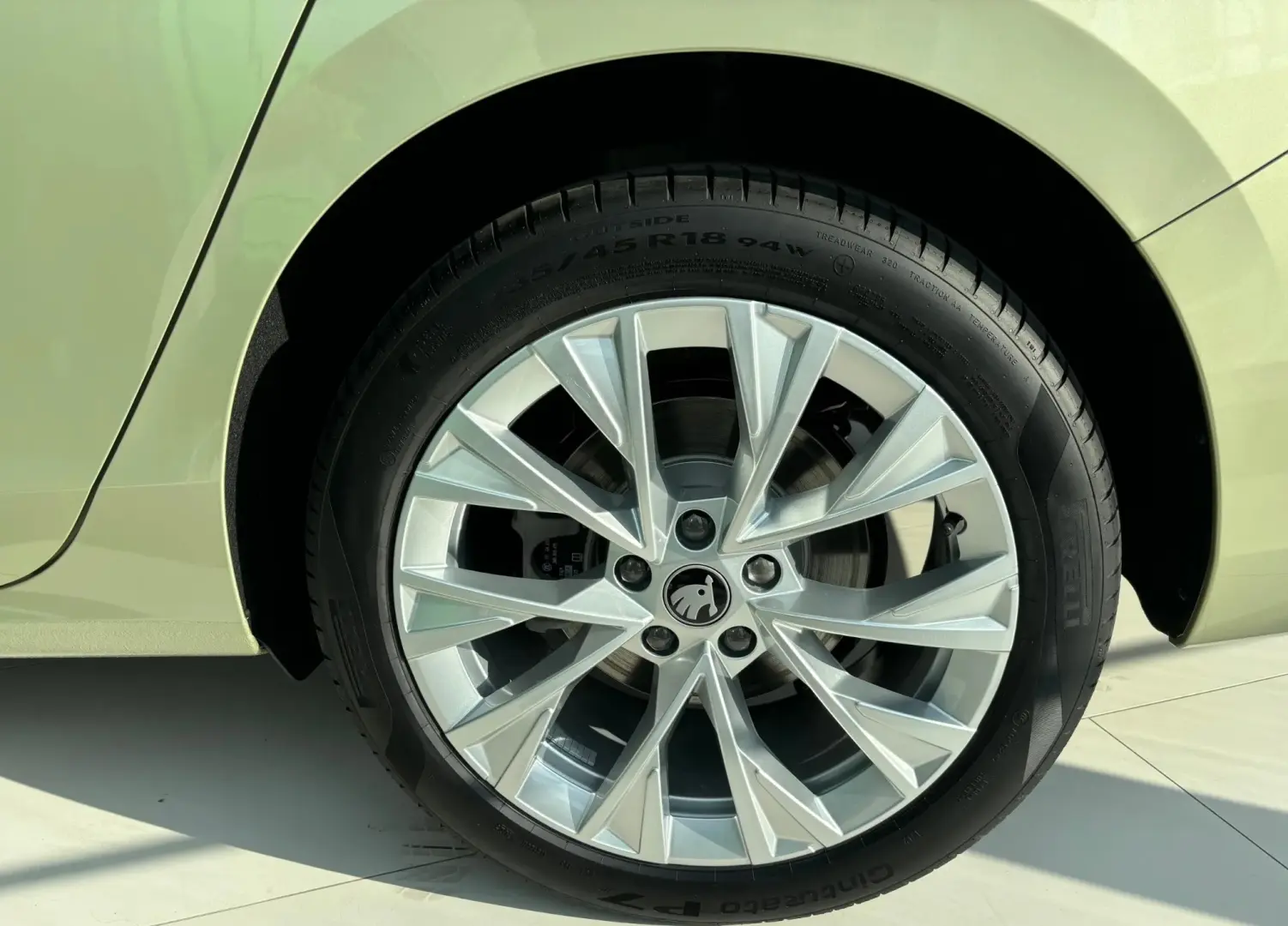 Skoda Superb 2.0 TDI 193 CP 4x4 DSG Sportline