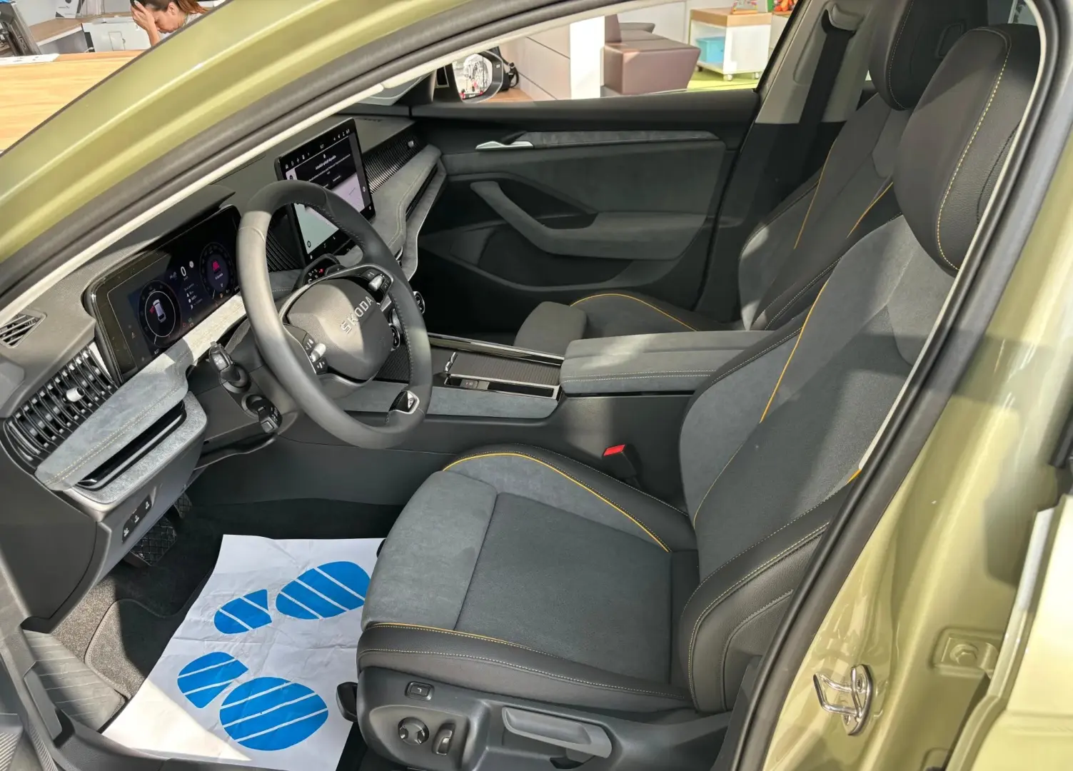 Skoda Superb 2.0 TDI 193 CP 4x4 DSG Sportline