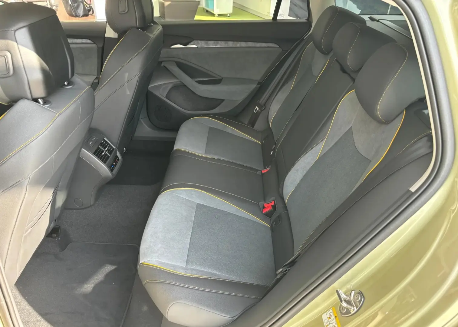 Skoda Superb 2.0 TDI 193 CP 4x4 DSG Sportline