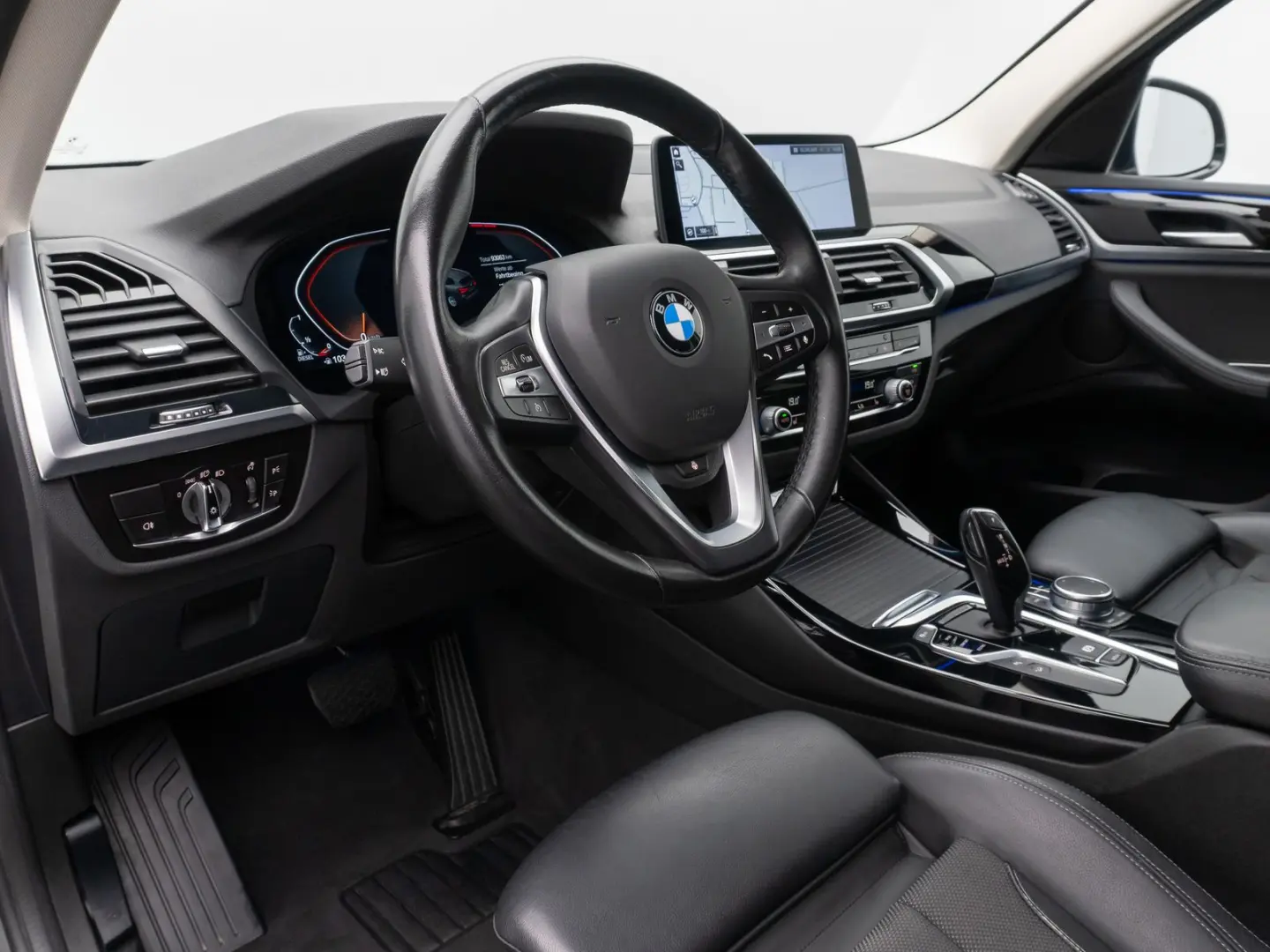 X3 xD20d xLine Kamera HUD DAB Alarm Komfort 19