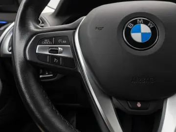 X3 xD20d xLine Kamera HUD DAB Alarm Komfort 19