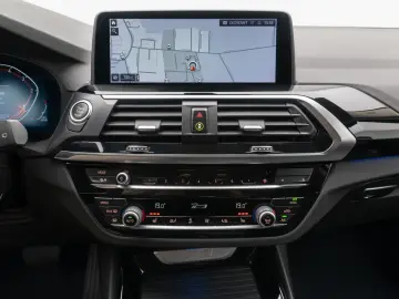 X3 xD20d xLine Kamera HUD DAB Alarm Komfort 19