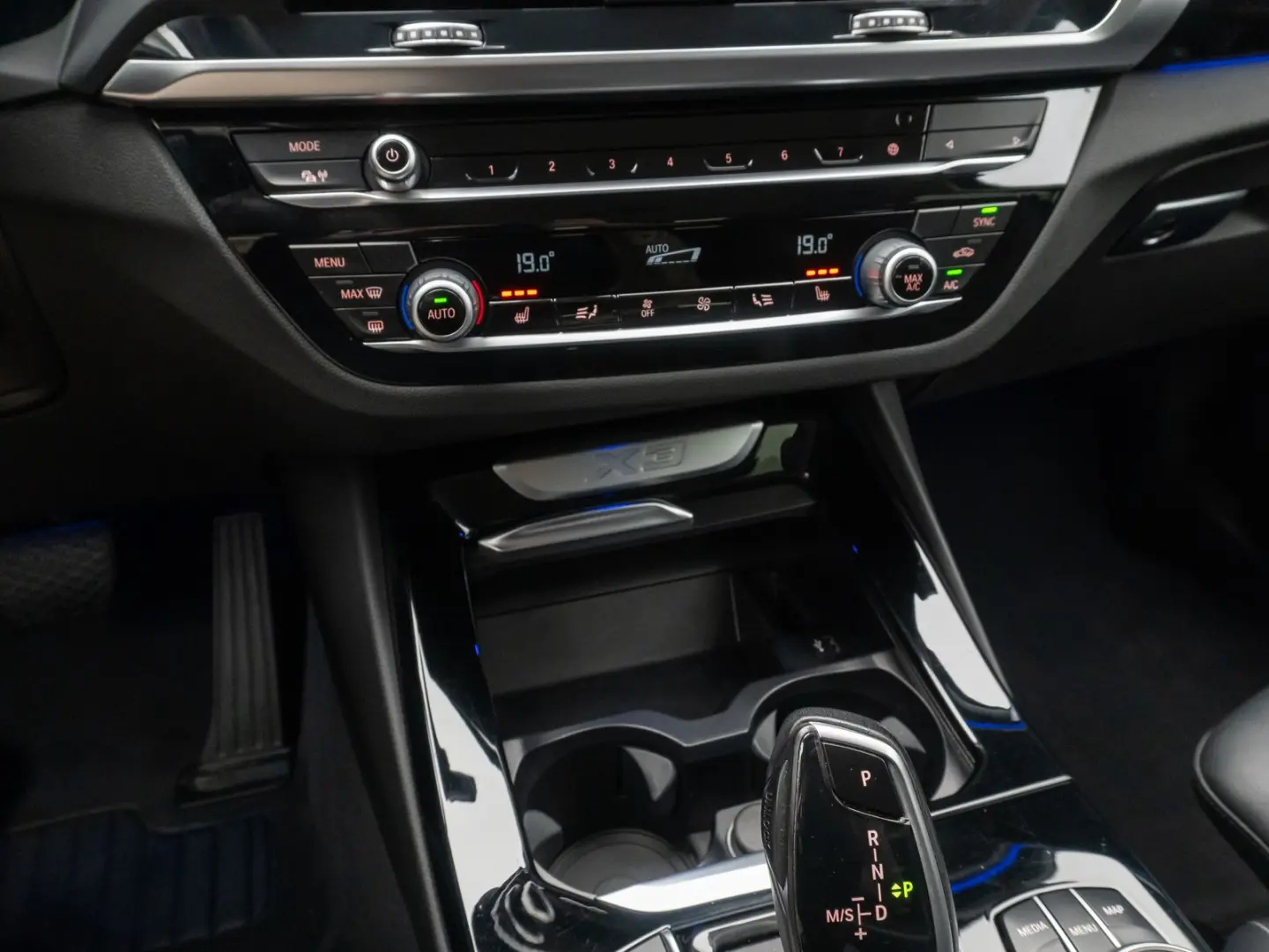 X3 xD20d xLine Kamera HUD DAB Alarm Komfort 19