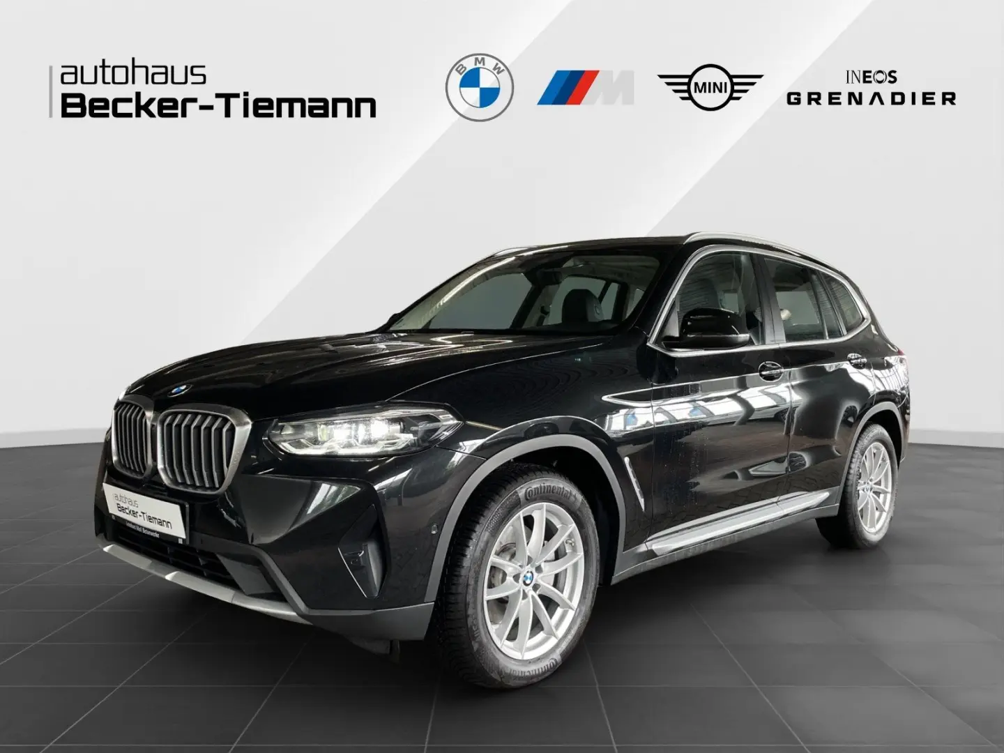 X3 xDrive20d AHK   Pano.Dach   LED   Kamera etc.