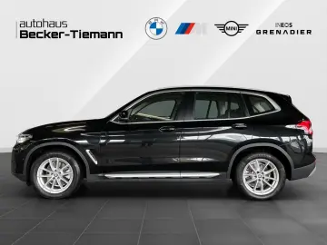 X3 xDrive20d AHK   Pano.Dach   LED   Kamera etc.
