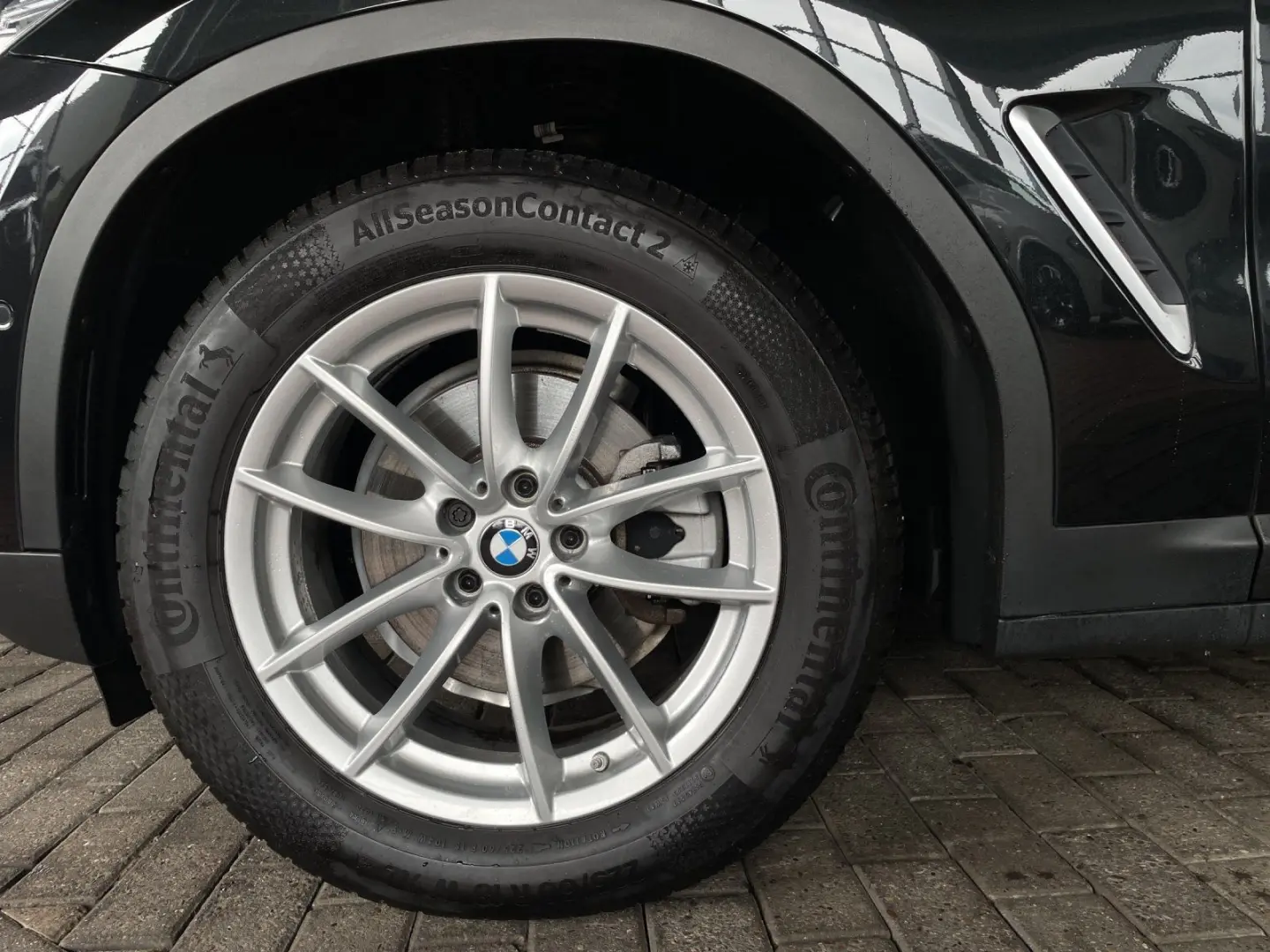 X3 xDrive20d AHK   Pano.Dach   LED   Kamera etc.