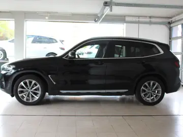 X3 xDrive 20d Live Cockpit LED AHK Sports. 19