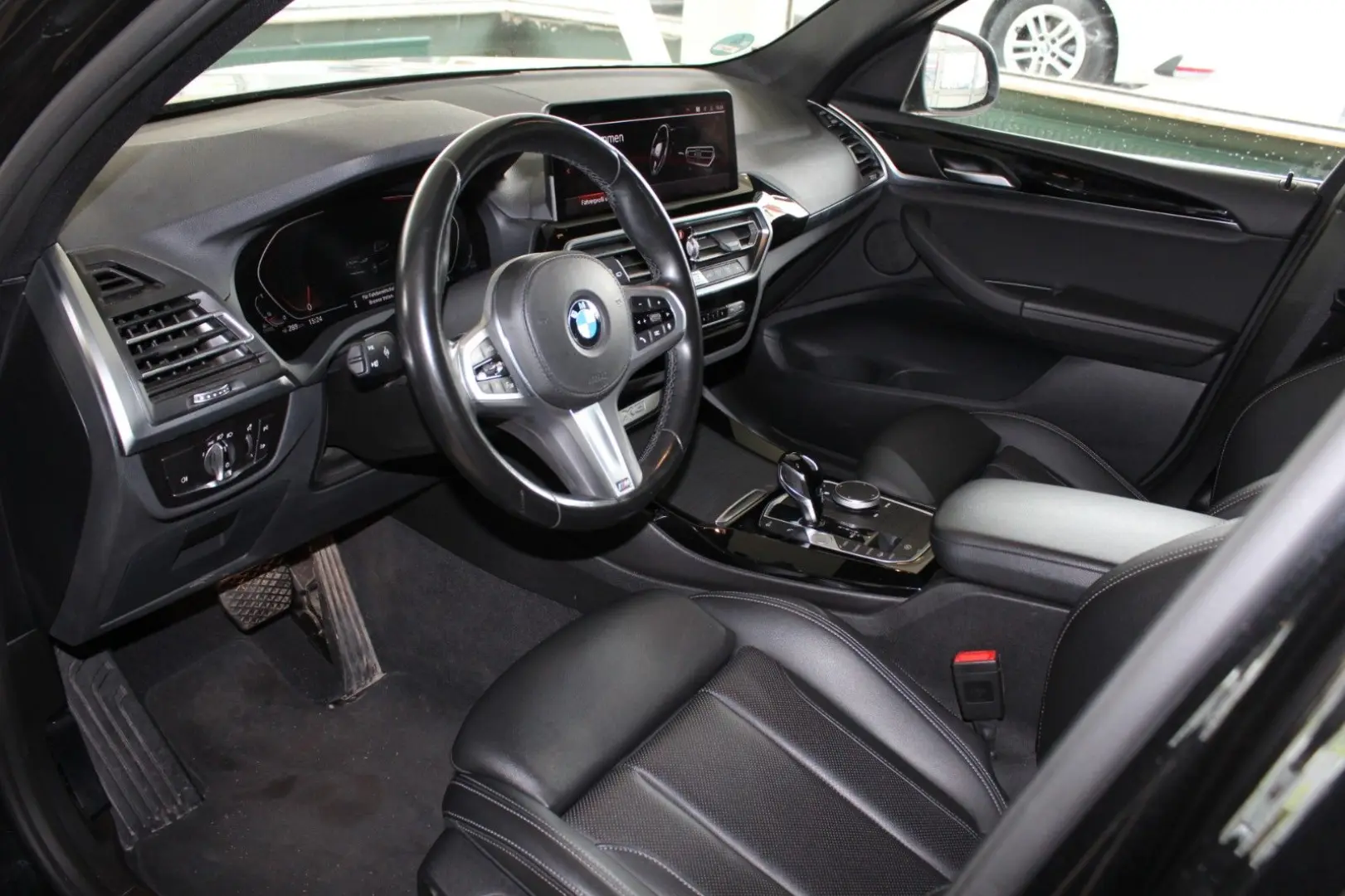X3 xDrive 20d Live Cockpit LED AHK Sports. 19