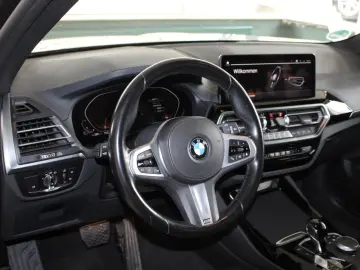 X3 xDrive 20d Live Cockpit LED AHK Sports. 19