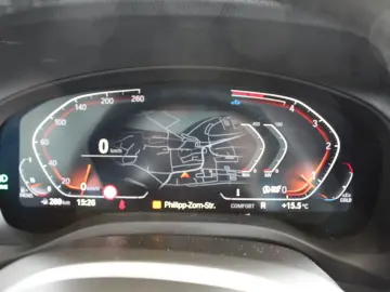 X3 xDrive 20d Live Cockpit LED AHK Sports. 19