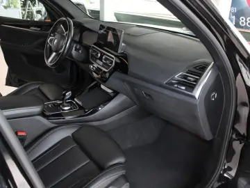 X3 xDrive 20d Live Cockpit LED AHK Sports. 19
