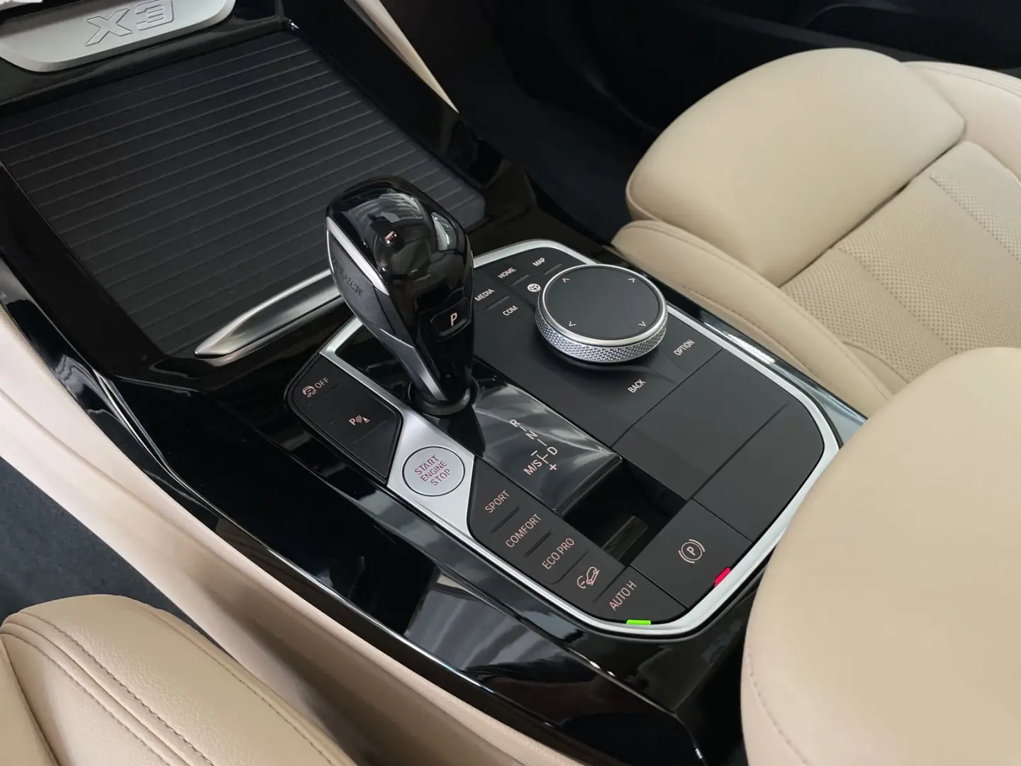 X3 xDrive20d Standheizung Navi AHK Kamera LED