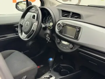 Toyota Yaris 1.5 Hybrid Life