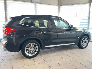 X3 xDrive 20d AHK HIFI KeylessGo KAM
