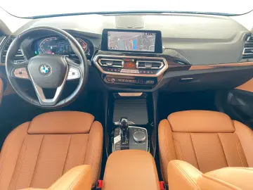 X3 xDrive 20d AHK HIFI KeylessGo KAM