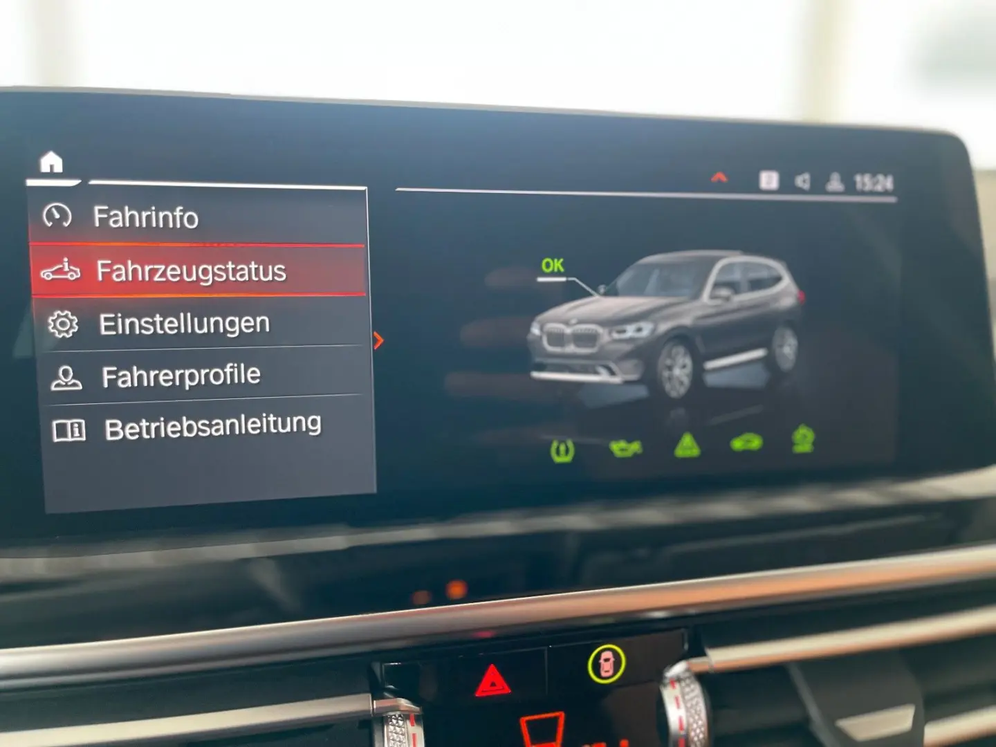 X3 xDrive 20d AHK HIFI KeylessGo KAM