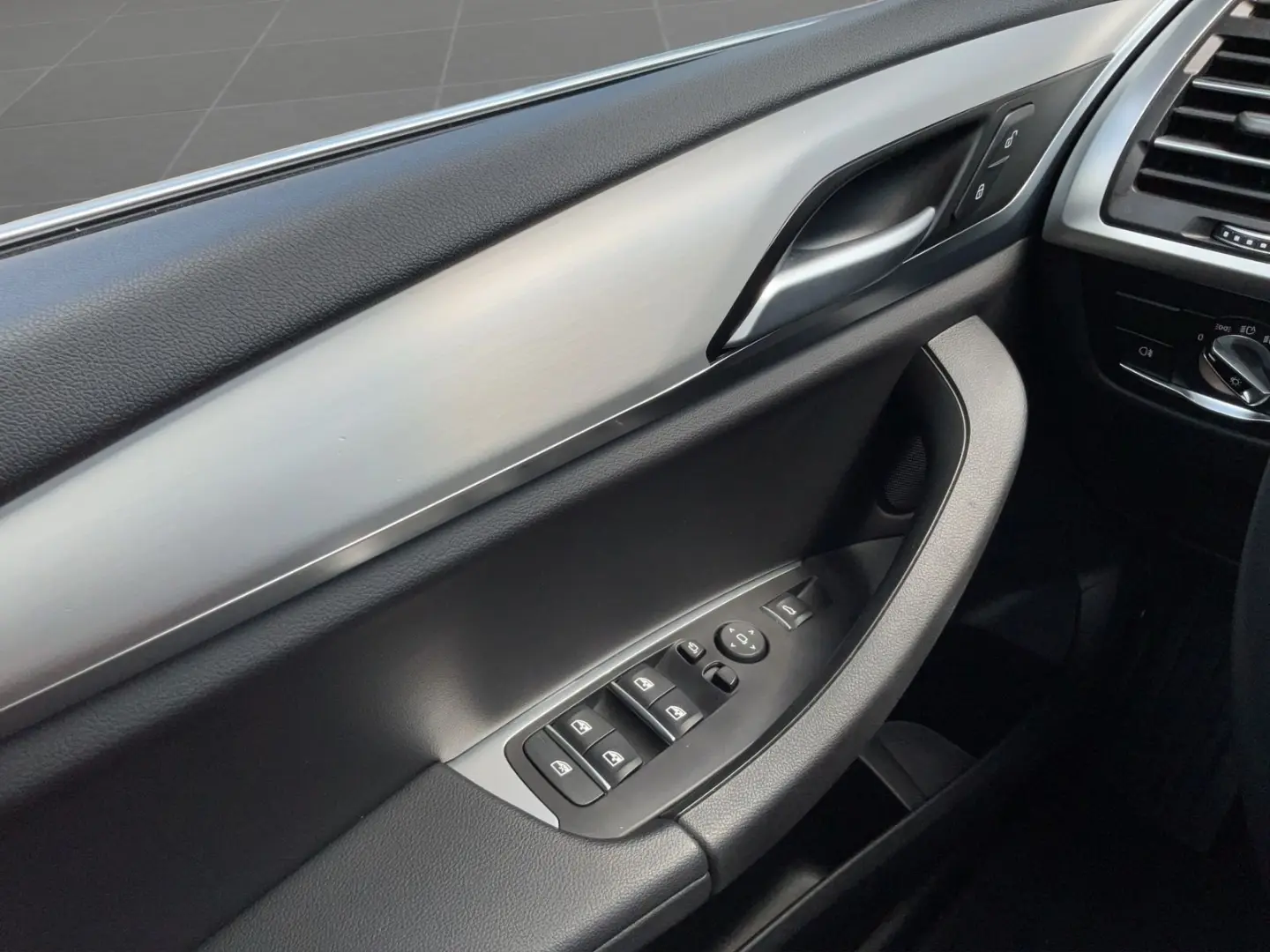 X3 xDrive20d LED PANO RÜCKFAHR SHZ DAB WLAN