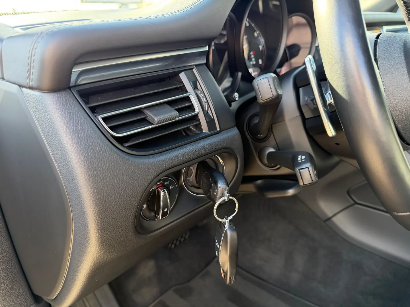 Macan T   SPORT-CHRONO   PDLS   LEDER-PAKET