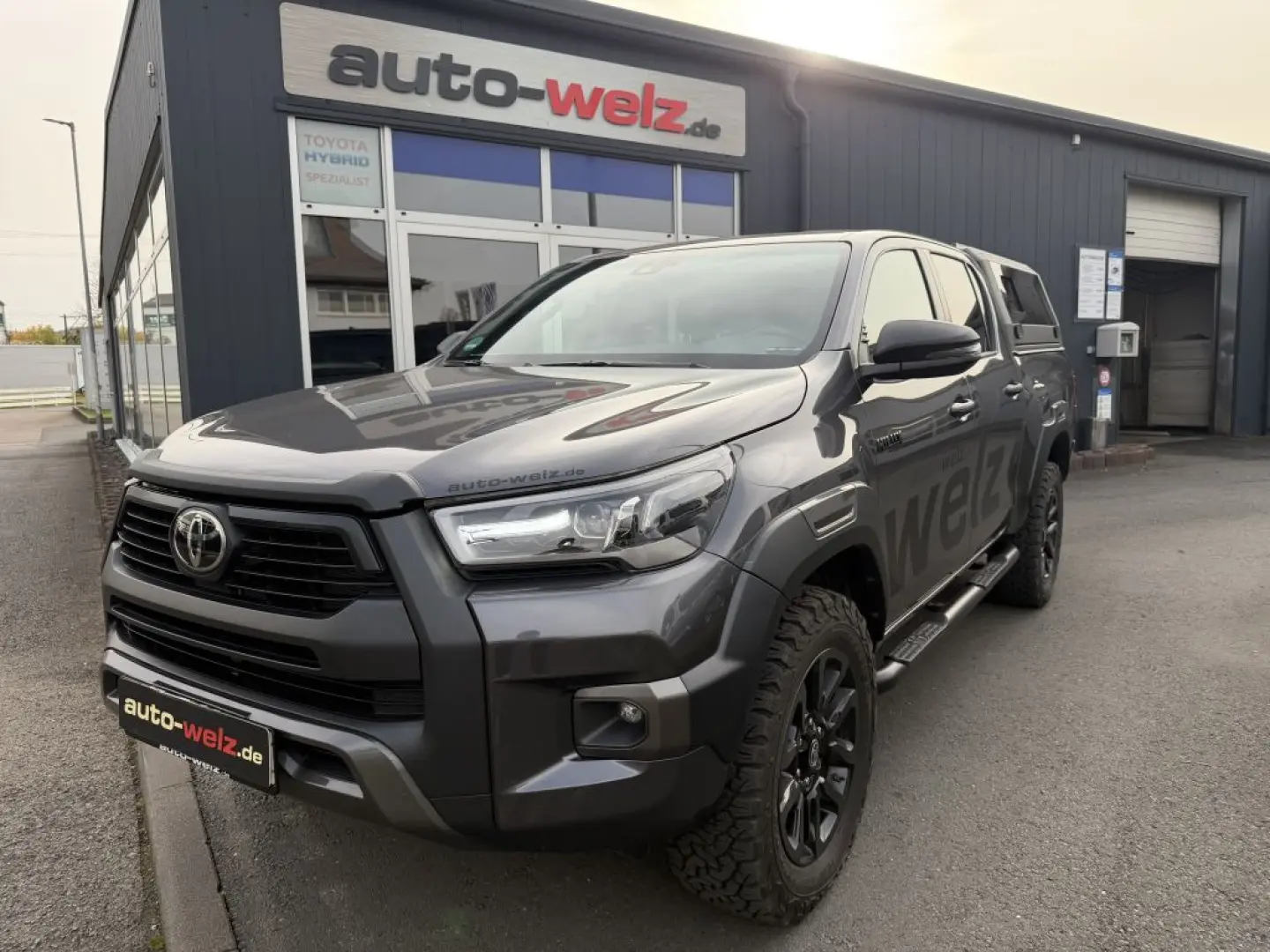 HiLux 4x4 Double Cab Invincible