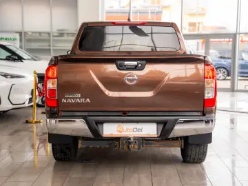 Nissan Navara NP300