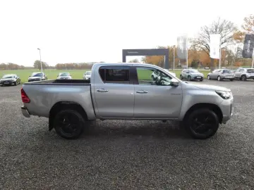 HiLux 4x4 Double Cab Comfort AHK Navi