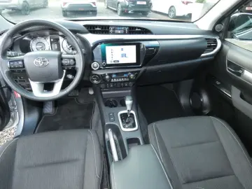 HiLux 4x4 Double Cab Comfort AHK Navi