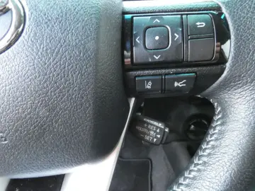 HiLux 4x4 Double Cab Comfort AHK Navi