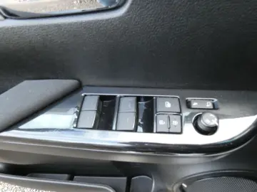 HiLux 4x4 Double Cab Comfort AHK Navi