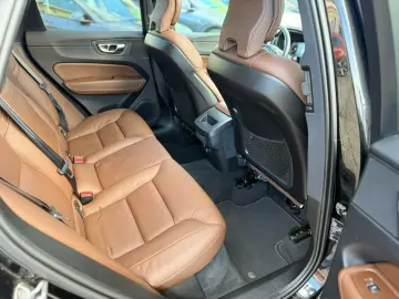 Volvo XC 60 B5 B AWD Geartronic Inscription