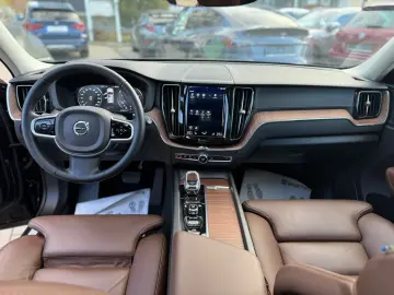 Volvo XC 60 B5 B AWD Geartronic Inscription
