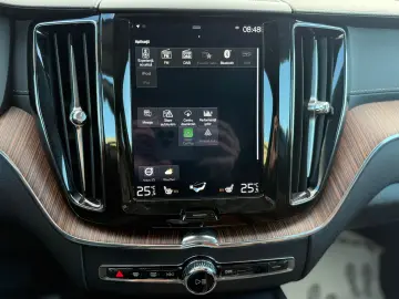 Volvo XC 60 B5 B AWD Geartronic Inscription