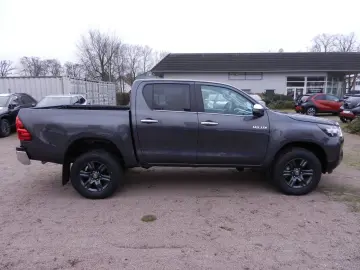 Hilux 2 4 Double Cab 4x4 Comfort