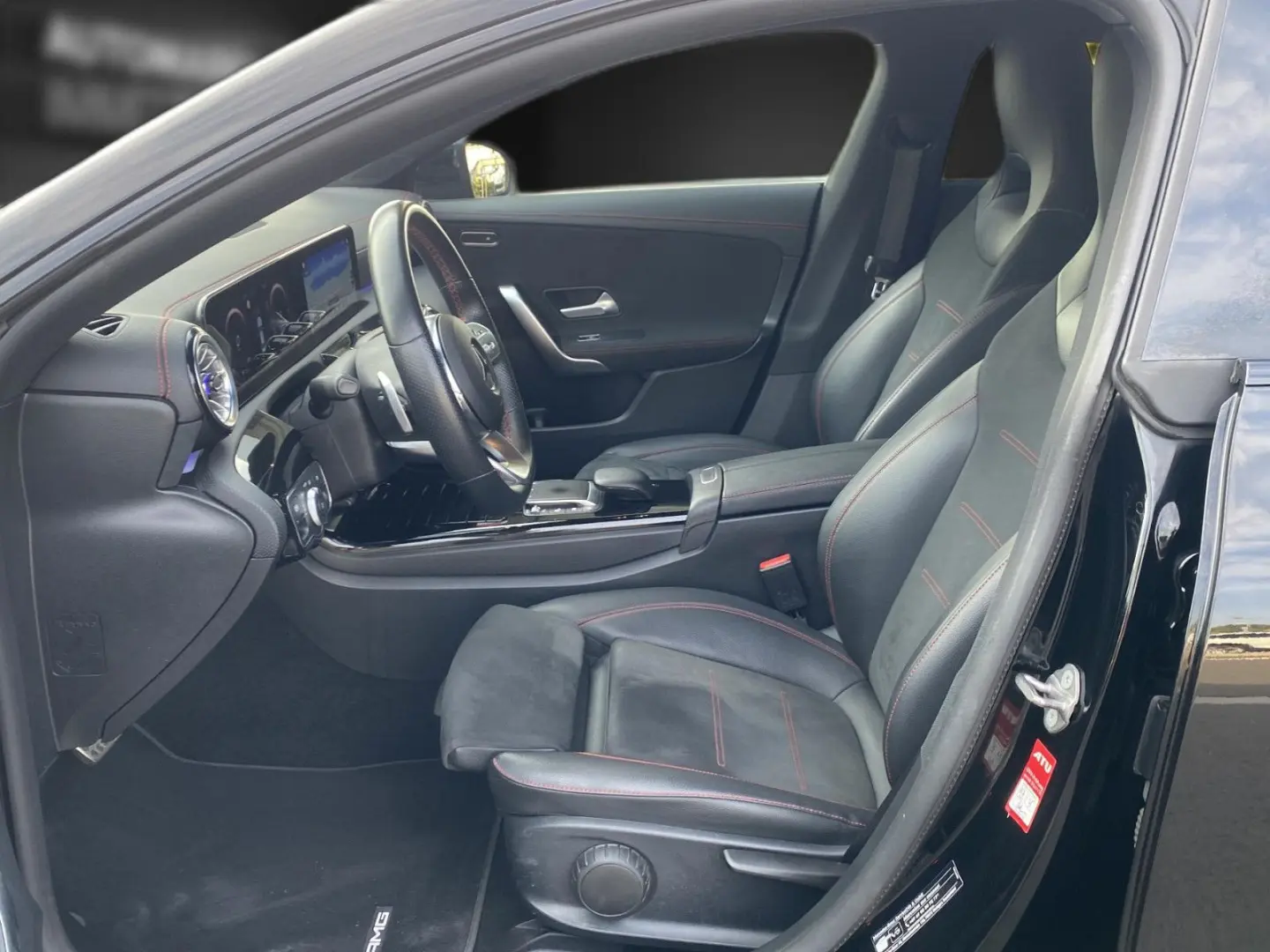 CLA 250 e AMG 19 360 Mubeam Sound Night Distroni