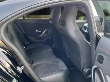 CLA 250 e AMG 19 360 Mubeam Sound Night Distroni