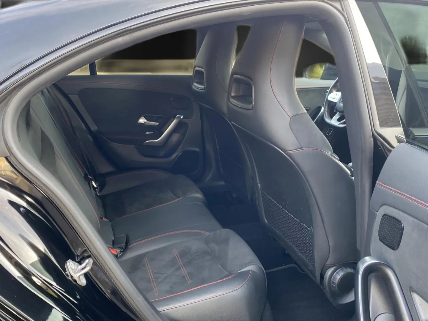 CLA 250 e AMG 19 360 Mubeam Sound Night Distroni