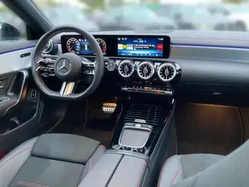 CLA 200 AMG MBUX Night Pano LED Kamera Key Distr