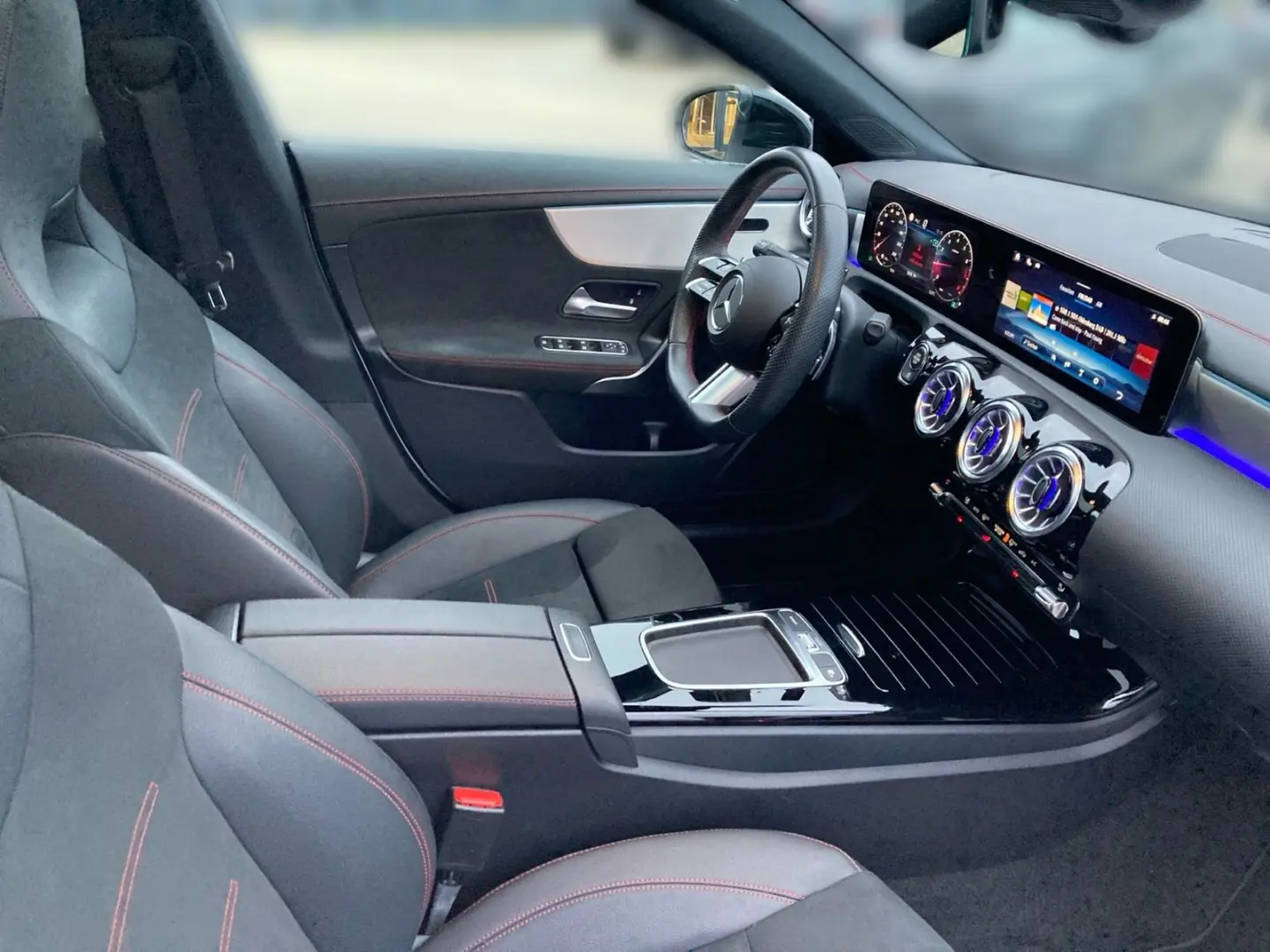 CLA 200 AMG MBUX Night Pano LED Kamera Key Distr