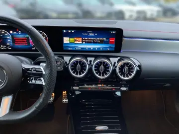 CLA 200 AMG MBUX Night Pano LED Kamera Key Distr