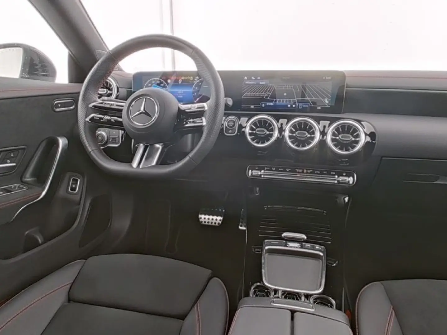 CLA 200 AMG Premium Kamera Ambiente 7G Totw. 18