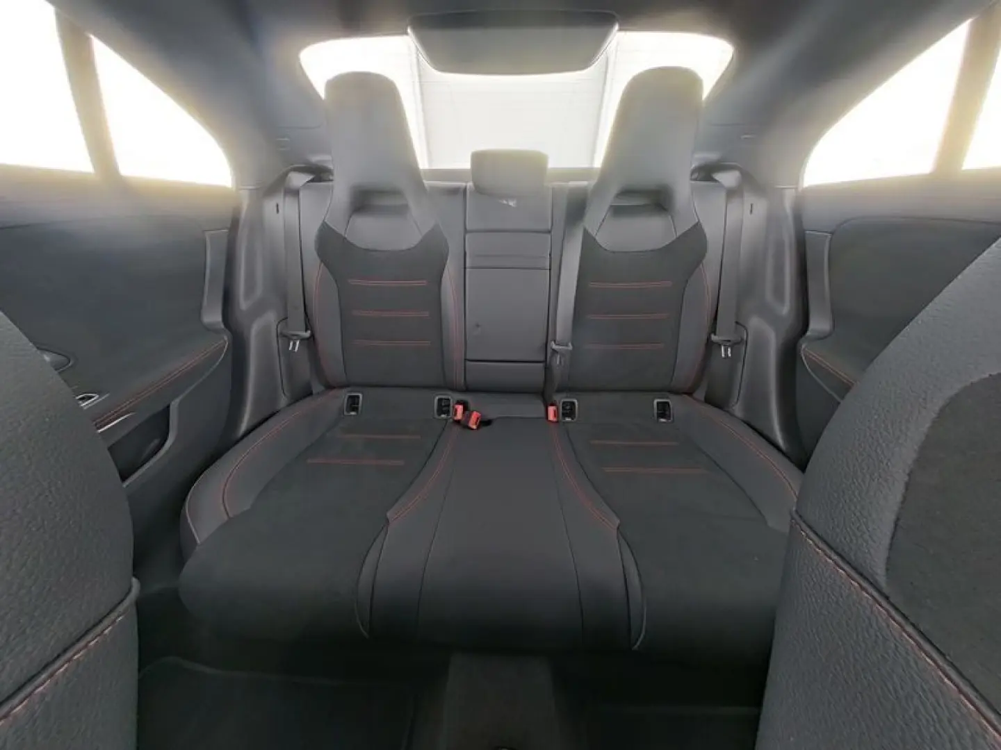 CLA 200 AMG Premium Kamera Ambiente 7G Totw. 18