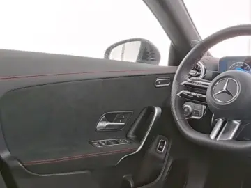 CLA 200 AMG Premium Kamera Ambiente 7G Totw. 18