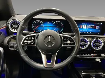 CLA 250 e Coupé PROGRESSIVE LED CarPlay PDC DAB