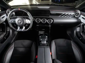AMG CLA 45 S 4Matic   TRACK PERF-SOUND CARPLAY K