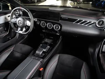 AMG CLA 45 S 4Matic   TRACK PERF-SOUND CARPLAY K