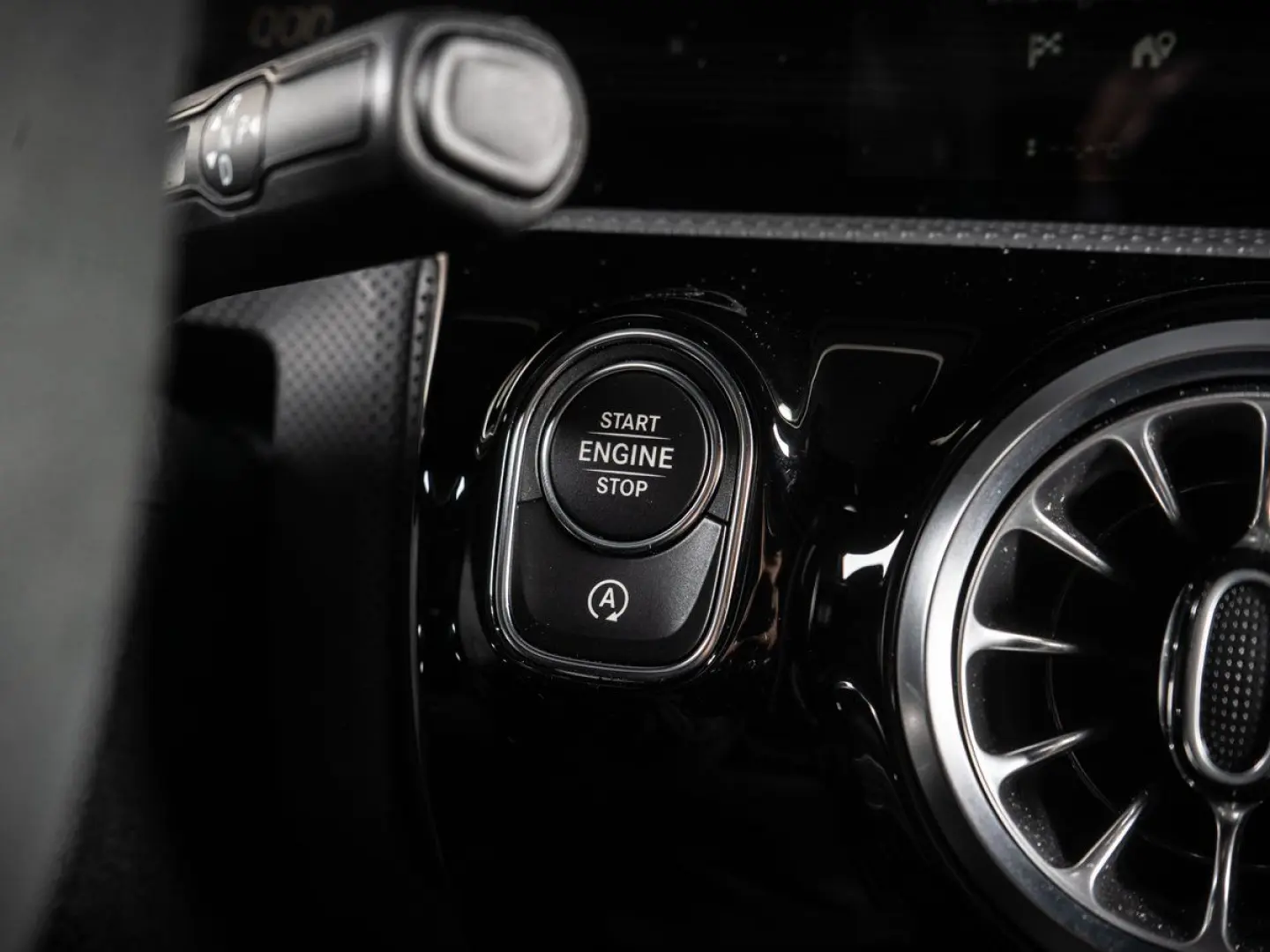 AMG CLA 45 S 4Matic   TRACK PERF-SOUND CARPLAY K