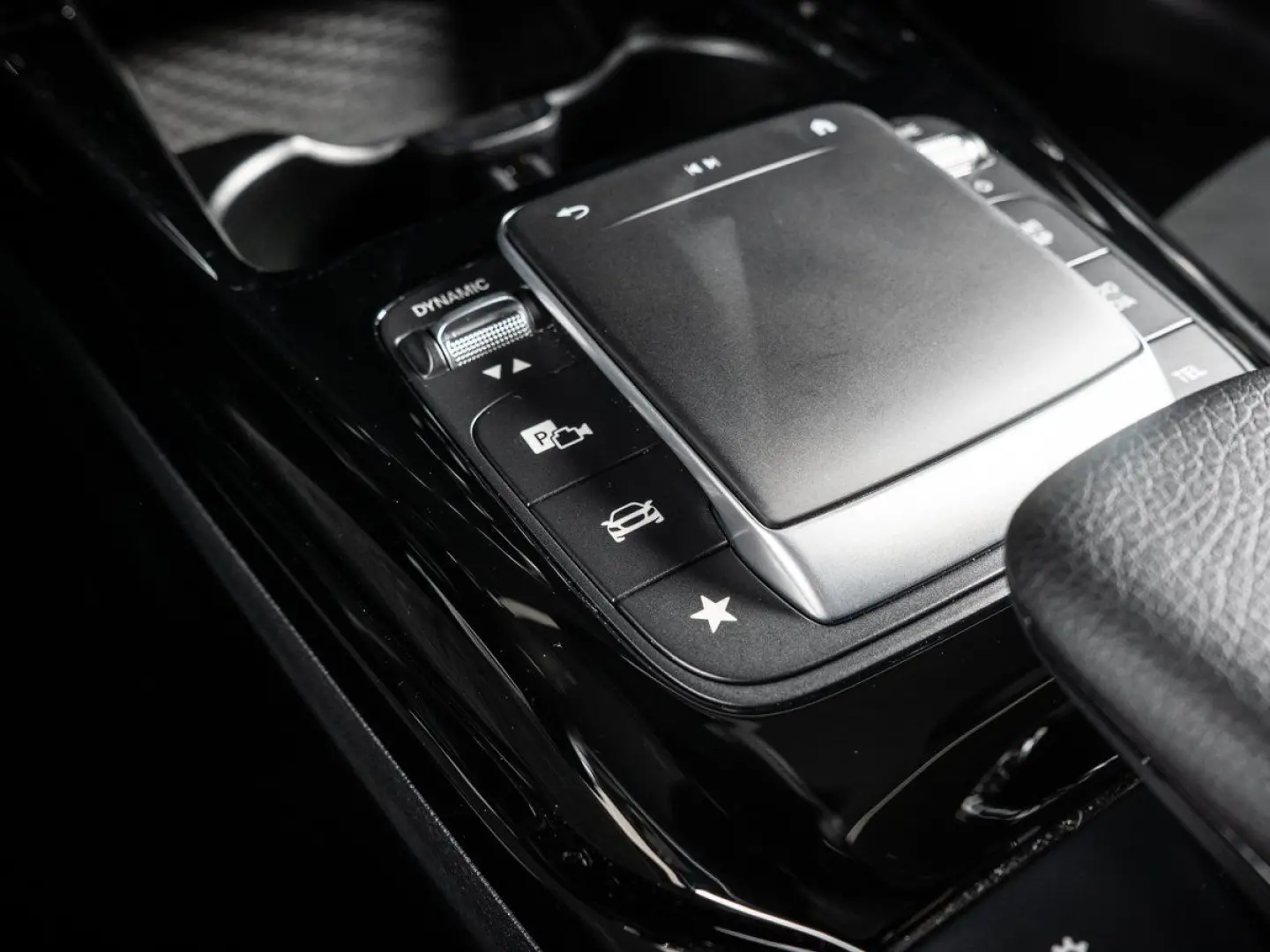 AMG CLA 45 S 4Matic   TRACK PERF-SOUND CARPLAY K