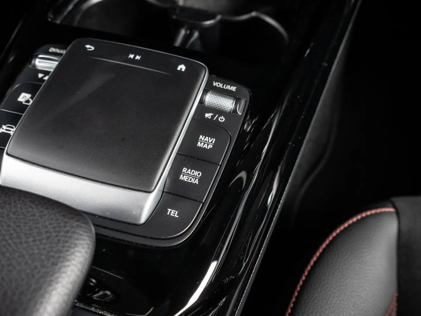 AMG CLA 45 S 4Matic   TRACK PERF-SOUND CARPLAY K