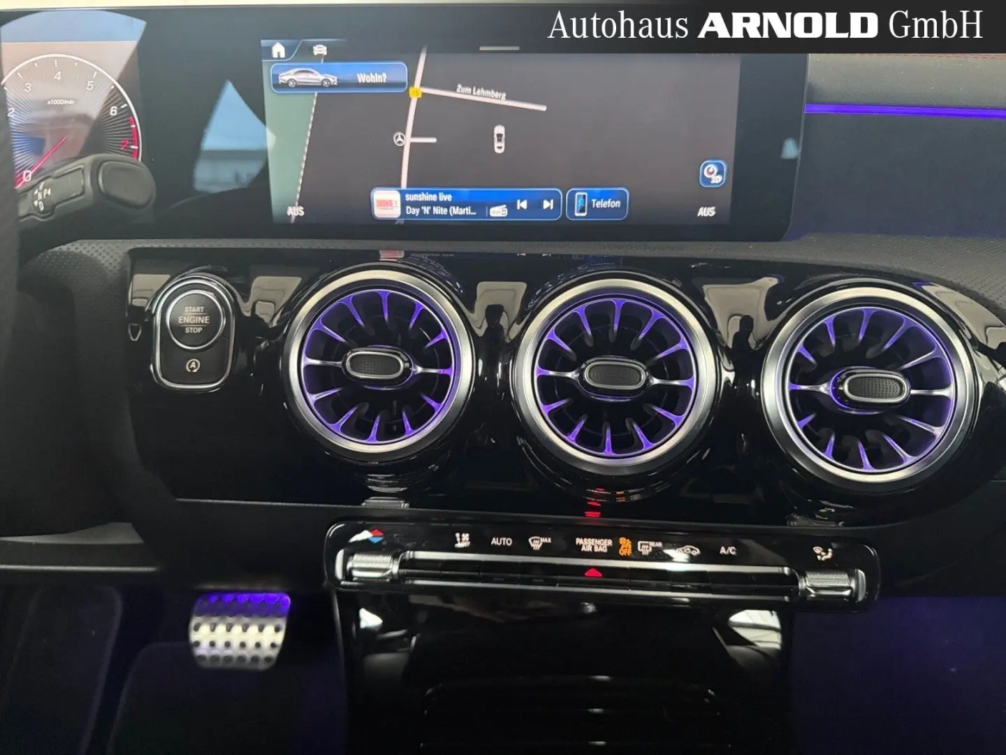 CLA 180 Coupé AMG-Line KeylessGo LED Kamera Navi