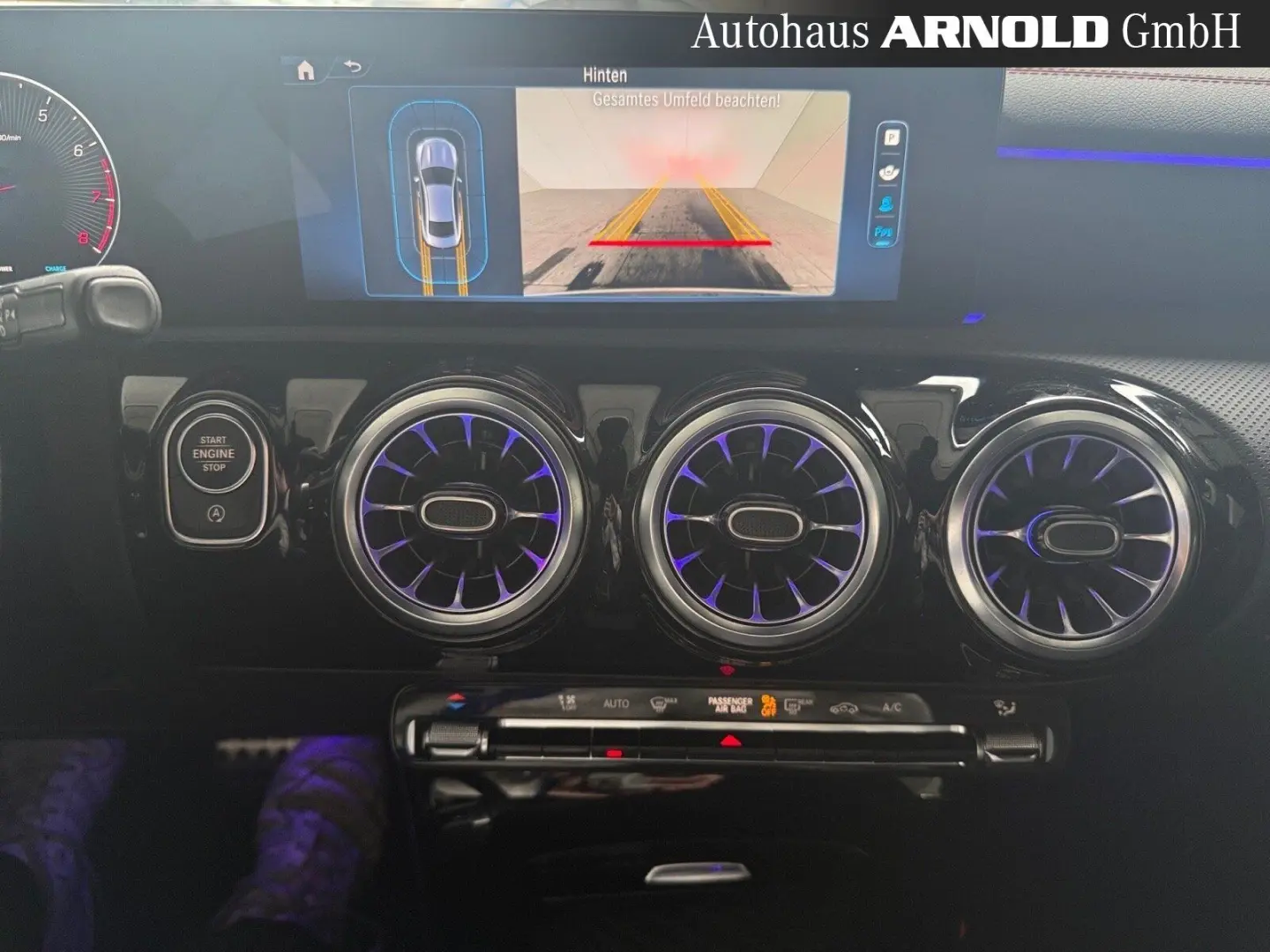 CLA 180 Coupé AMG-Line KeylessGo LED Kamera Navi