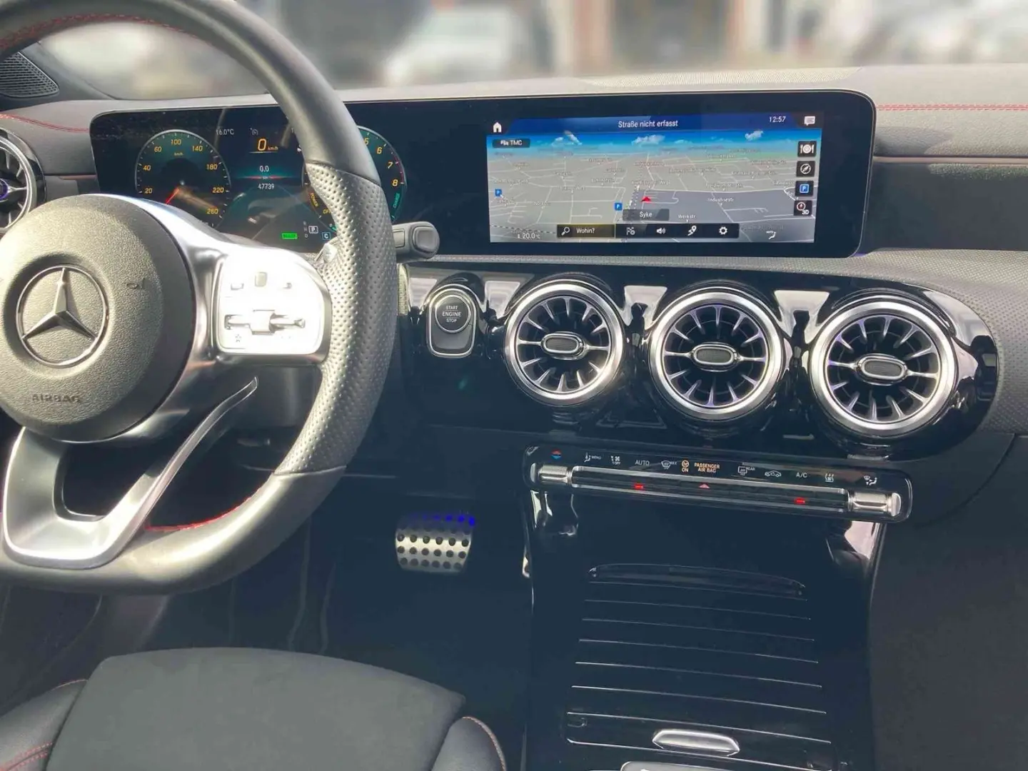 CLA 250 e AMG MBUX Night Pano SOUND LED Kamera